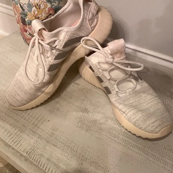 Rose gold/white adidas shoes Size 7 1/2 Rose gold/white adidas shoes Size 7 1/2